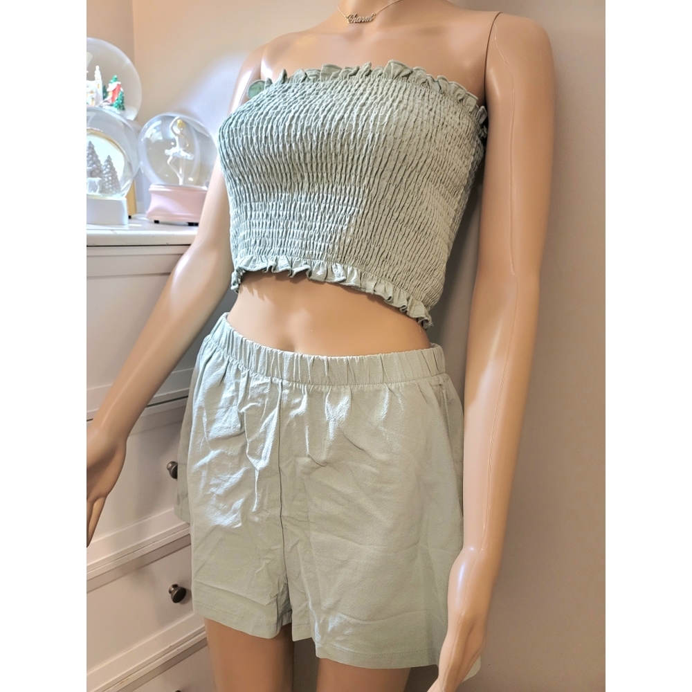 Light Green 2-piece Set - Picture 1 of 4